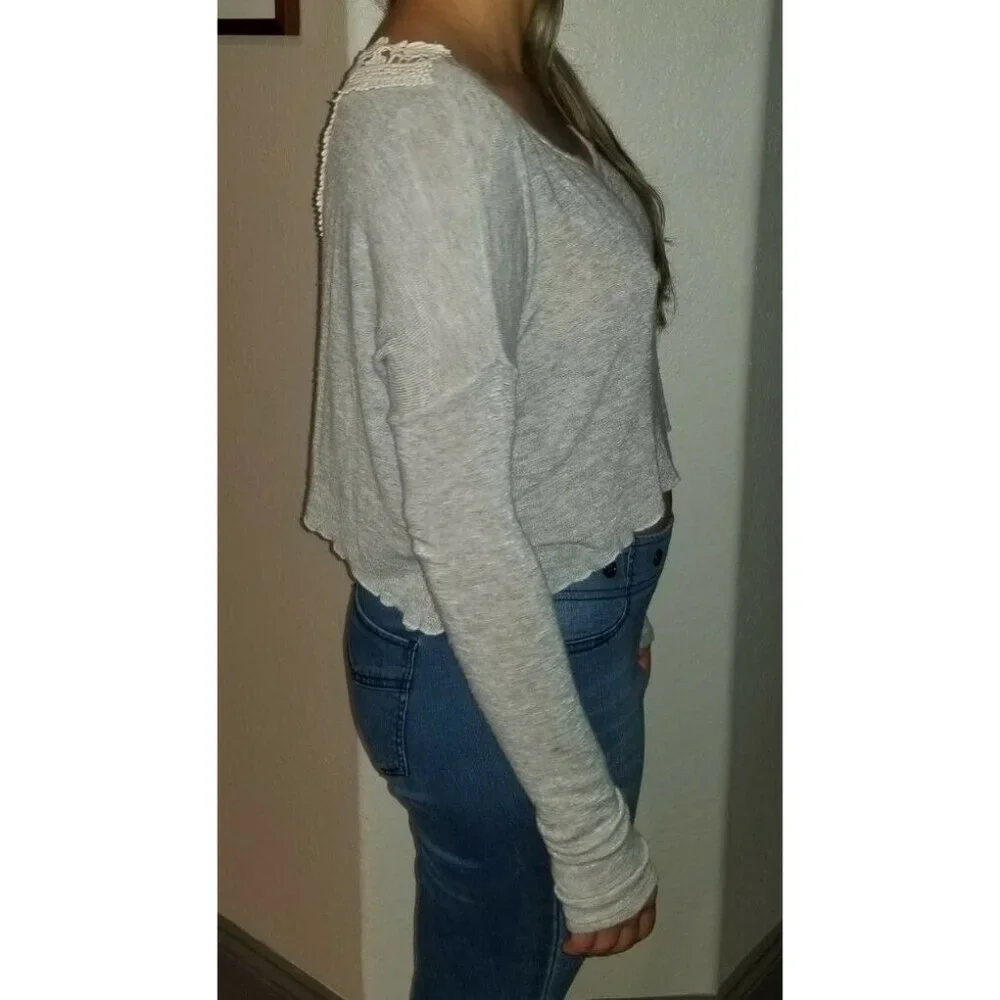 Abercrombie Small Cropped Knitted Long Sleeve Crochet Back Grey Women Shirt Soft
